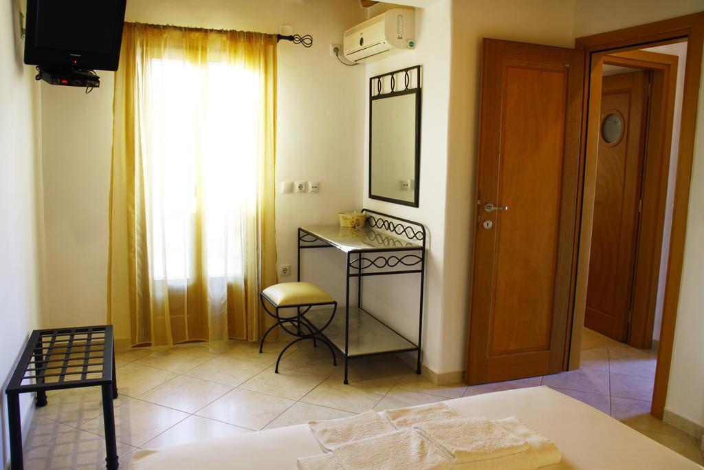 Alisachni Apartment Livadi  Екстериор снимка