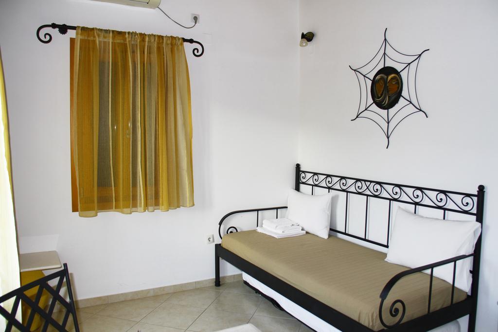 Alisachni Apartment Livadi  Екстериор снимка